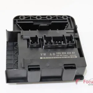 Regeleenheid deuraantrekhulp SEAT LEON (1P1) Gratis Retour