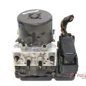 Op = Op ABS Hydraulisch aggregaat VOLVO V40 Hatchback (525, 526)