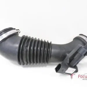 Koopje Aanzuigslang luchtfilter AUDI Q5 (8RB)
