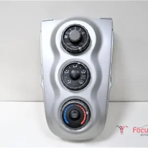 Bedieningselement verwarming & ventilatie TOYOTA Yaris (KSP9, NCP9, NSP9, SCP9, ZSP9) Gereduceerde Prijs