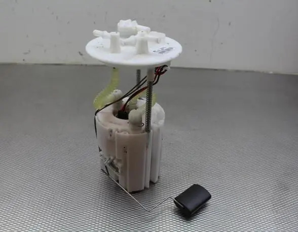 Uitverkoop Brandstofpomp TOYOTA YARIS (_P13_), HYUNDAI i10 II (BA, IA)