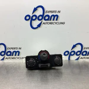 Bedieningselement verwarming & ventilatie RENAULT CLIO III (BR0/1, CR0/1), RENAULT CLIO IV (BH_), RENAULT CLIO II (BB_, CB_) Flitsaanbieding