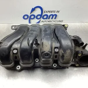 Verdelerbuis brandstof TOYOTA YARIS (_P9_) Plaats Bestelling